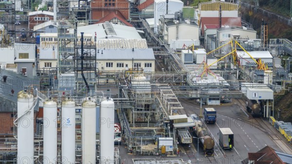 Plant view of the company Solvay Fluor GmbH. The Bad Wimpfen plant of the Belgian chemical company has been criticised for hazardous emissions of the greenhouse gas sulphur hexafluoride (SF6) . Bad Wimpfen, Baden-Württemberg, Germany