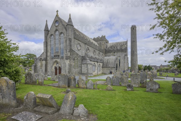St. Canice's Cathedral with round tower, Kilkenny, County Kilkenny, Ireland