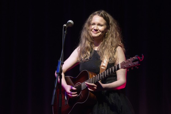 Magda NOVELS, concert as part of the record release tour for the album Vol.1 Shadow Work at Prachtwerk, Berlin, 07.12.2025