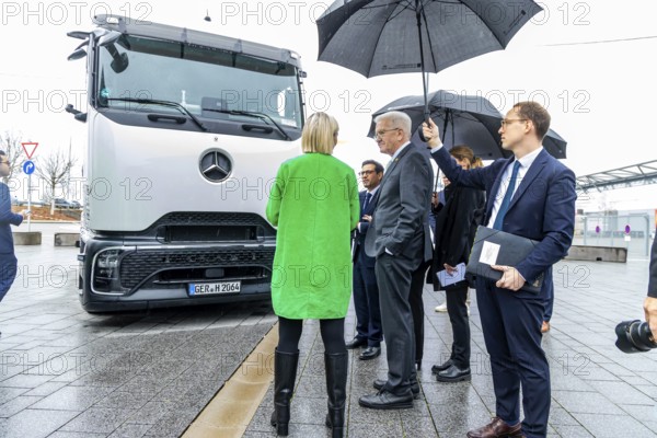 Annual event on the BW Automotive Industry Strategy Dialogue (SDA) in Stuttgart. Karin Rådström (Chief Executive Officer of Daimler Truck Holding AG) and Winfried Kretschmann, (Greens, Minister-President BW) . Automotive industry conference. Stuttgart, Baden-Württemberg, Germany