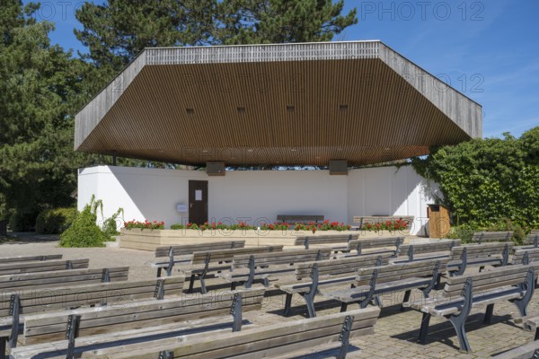 Stage for events, benches in front of it, spa garden, town of Schliersee, Upper Bavaria, Bavaria, Germany