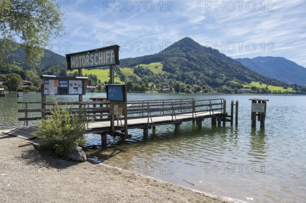 Schiffsanlegestelle am Schliersee, sign Motorschiff, Ort Schliersee, Upper Bavaria, Bavaria, Germany