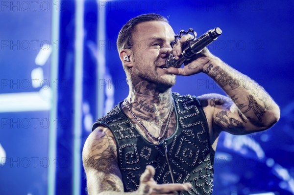 Kontra K live on eyes dreaming hearts see tour in Berlin's Uber Arena on 27.11.2025