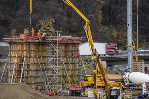 Concreting of a new bridge pillar at the Duisburg-Kaiserberg motorway junction, complete conversion and construction of the A3 and A40 intersections, all bridges, ramps, roadways are renewed and in part extended, construction period of 8 years, railway bridges running there will also be renewed, North Rhine-Westphalia, Germany
