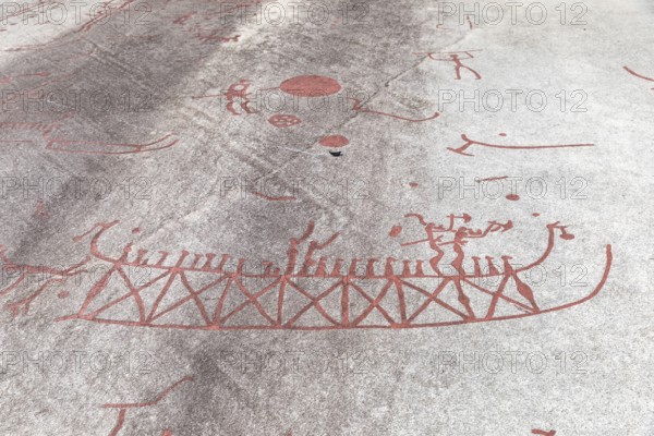 Historic rock carvings of Tanum, here at the Vitlycke site, figurative depiction from the Bronze Age, UNESCO World Heritage Site, Tanum, Västra Götalands län, Sweden