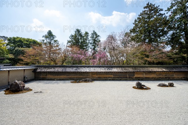 Kare-san-sui Japanese rock garden, Hojo Teien in Ryoan-ji, Zen Buddhist temple complex, in spring, Kyoto, Japan