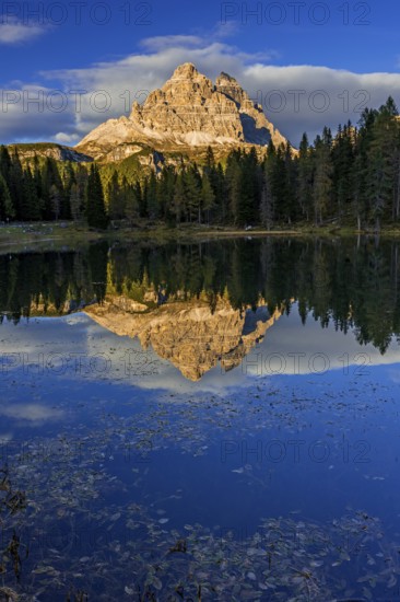 Mountain lake, mountains, reflection, sunny, evening light, Lake Antorno, Lake Antorno, Three Peaks, Dolomites, Italy