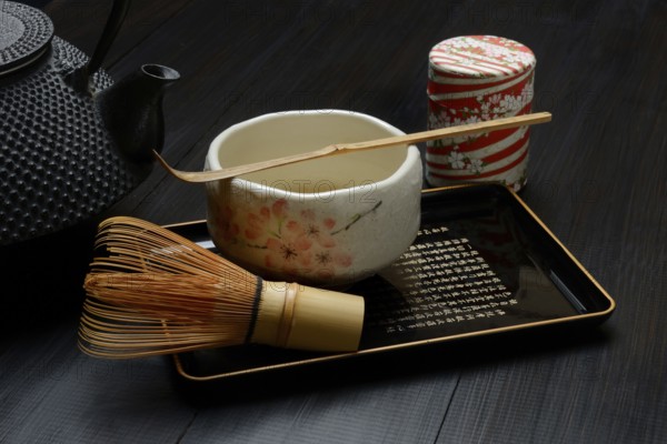 Matcha tea preparation accessories, tea utensils