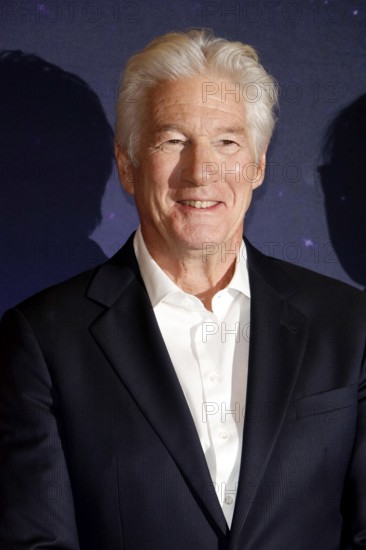 Richard Gere during a photocall in front of the presentation of the documentary about the life of the Dalai Llama, WISDOM OF HAPPINESS of which he is executive producer, at the Kulturbrauerei in Berlin on 24.10.2025