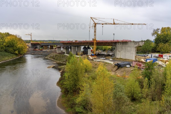 Four-lane new building of the town bypass in Wesel, B58n, here the bridge structure across the Lippe estuary into the Rhine, so far traffic flows through the town towards the Rhine bridge Wesel westwards, or vice versa, over 23, 000 vehicles use this route, after completion, traffic then runs between A3 in the east and A57 around the town, Wesel North Rhine-Westphalia