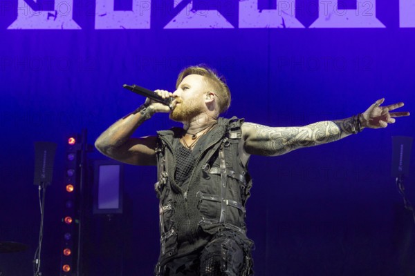 Johannes Johnny Stecker, Singer, Soulbound, Metal Band, D, live at Columbiahalle Berlin on 10 October 2025