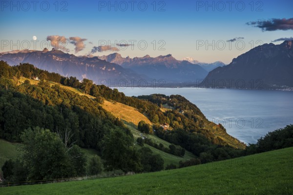 Panorama, Lake and mountains, Tour-de-Gourze, Riex, Sunset, Lavaux, UNESCO World Heritage Site, Lake Geneva, Lac Léman, Canton of Vaud, Switzerland