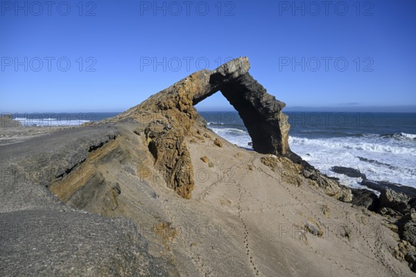 Arch rock, 55 metre high limestone arch, restricted diamond area, near Lüderitz, Karas region, Namibia