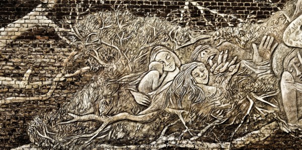 Das Wandbild mit dem Titel Weltbaum 2, Werden, Sein, Vergehen von Ben Wagin am S-Bahnhof Savignyplatz, eine Brandwandgestaltung, Berlin, Deutschland