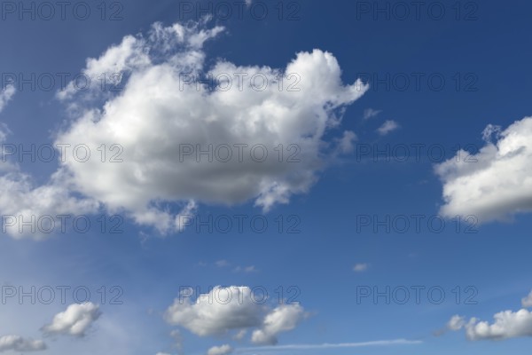 White light-coloured cumulus clouds Cumulus clouds Dense water clouds under a blue sky, international