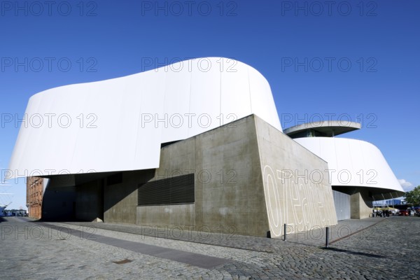 Natukundemuseum, museum shows underwater world of the cold seas, opening 12.07.2008, modern architecture, sunbeams, view from Neue Semlower Straße, Stralsund, Mecklenburg-Vorpommern, Germany