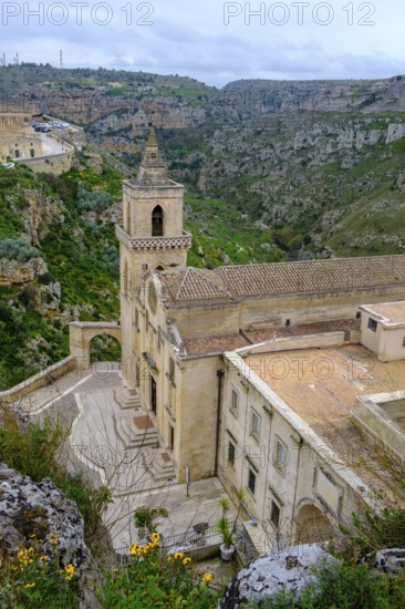 Church of San Pietro Caveoso, cave settlement, cave dwellings, houses, Sassi, Matera, Unesco World Heritage Site, Basilicata, Italy