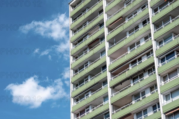 Residential tower block, in Essen-Steele, tallest residential building in the city, over 130 flats on 20 floors, 70 metres high, North Rhine-Westphalia, Germany