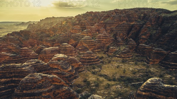 Bungle Bungle Range, Outback, hiking in Australia in high heat, Western Australia, Australia