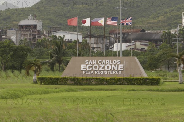 First solar power plant in Southeast Asia, San Carlos Solar Enger Inc, Ecozone San Carlos, future, exemplary project, energy generation, solar energy, green energy, photovoltaics, solar power, CO2 savings