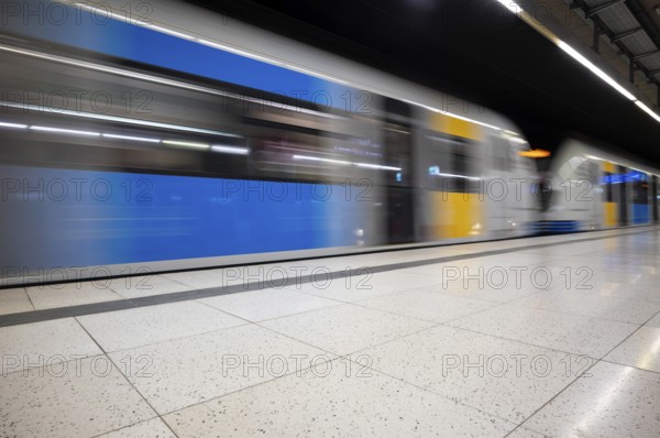 Underground incoming S-Bahn, train, Class 420 Generation 2025, platform, stop, Feuersee station, public transport, movement effect, Stuttgart, Baden-Württemberg, Germany