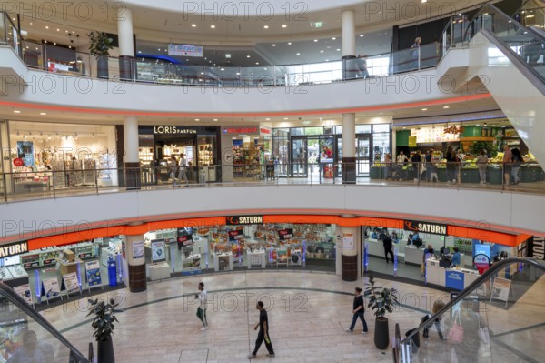 Rathaus-Galerie shopping centre, in the city centre of Leverkusen, modern, new shopping centre from 2010, with around 120 shops and restaurants, North Rhine-Westphalia, Germany