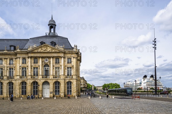 Fontaine des Trois Graces, Place de la Bourse, Bordeaux, Gironde, Nouvelle-Aquitaine, France