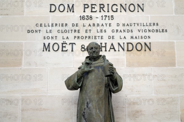 Dom Perignon statue, headquarters of the champagne brand Moët & Chandon, part of the luxury goods group LVMH Louis Vuitton Moët Hennessy, Avenue de Champagne, Épernay, Marne, France