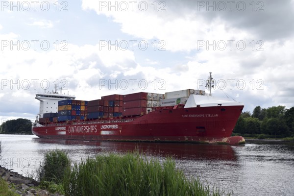 Container ship STELLAR in the Kiel Canal, Kiel Canal, Kiel Canal, Schleswig-Holstein, Germany