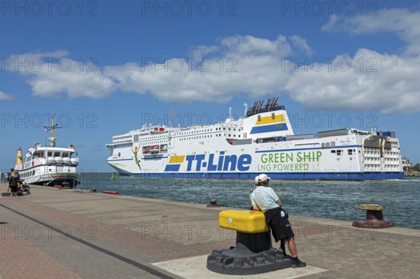 TT-Line ferry Peter Pan leaving, excursion boat, Warnow, Warnemünde, Rostock, Mecklenburg-Western Pomerania, Germany