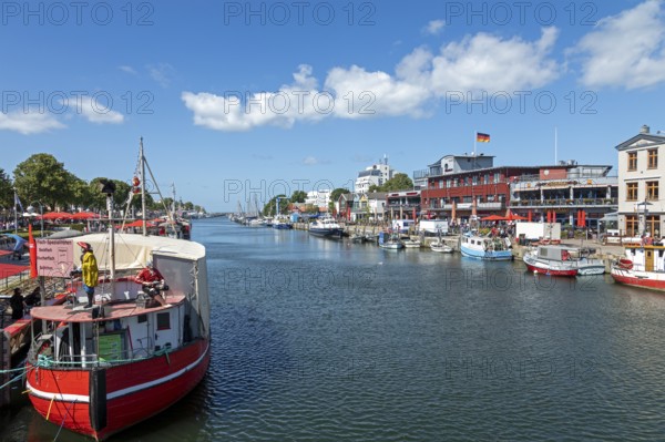Boats, Der alte Strom, Warnemünde, Rostock, Mecklenburg-Vorpommern, Germany