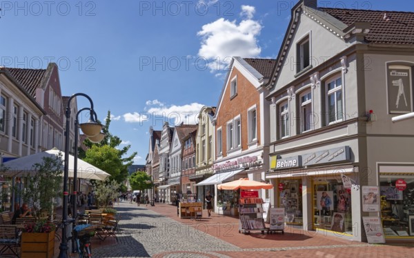 Buildings and shops in Grosse Straße, a pedestrianised street in the old town of Verden. Verden, Lower Saxony, Germany