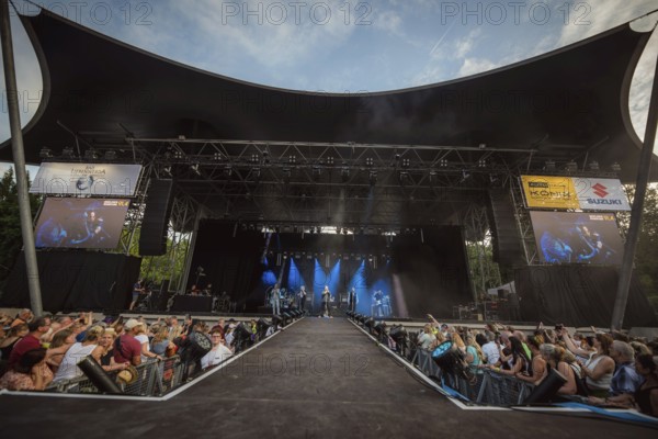 Overview during the concert of the Prinzen at the Berliner Rundfunk 91.4 Open Air in the Berlin Parkbühne Wuhlheide on 05.07.2025
