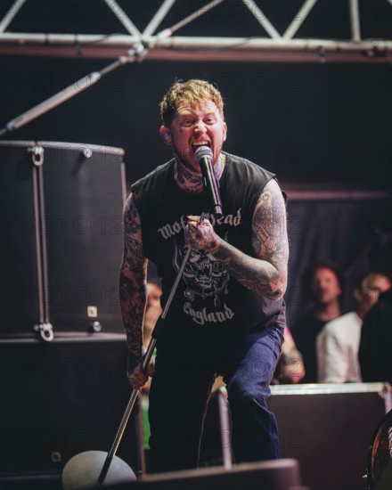 Frank Carter, singer of the Sex Pistols ft. Frank Carter live in the Berlin Zitadelle Spandau on 04.07.2025