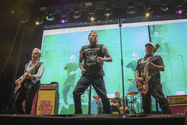Steve Jones (guitarist), Frank Carter (singer), Paul Cook (drummer) and Glen Matlock (bassist) from the Sex Pistols ft. Frank Carter live at the Berlin Zitadelle Spandau on 04.07.2025