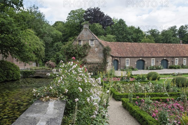 Inner courtyard of Haus Welbergen, Ochtrup, Münsterland, North Rhine-Westphalia, Germany
