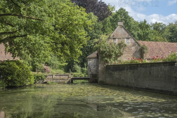Drawbridge and gatehouse moated castle Haus Welbergen, Ochtrup-Welbergen, Münsterland, North Rhine-Westphalia, Germany