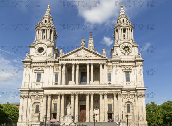 West frontage St Paul's cathedral church, City of London, London, England, UK architect Christopher Wren