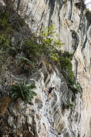 Climber, Tonsai Beach, Ao Nang, Krabi, Thailand