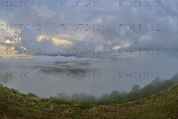 Hills with dense fog enveloping the landscape, under a cloudy morning sky, summer, Rhine bend Boppard, Gedeonseck, Boppard, Rhine, Rhine-Hunsrück district, Rhineland-Palatinate, Germany