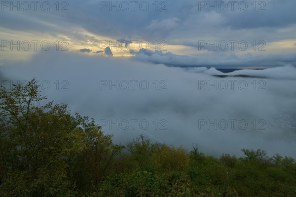 Foggy landscape with clouds and trees under a colourful morning sky, summer, Rhine bend Boppard, Gedeonseck, Boppard, Rhine, Rhine-Hunsrück district, Rhineland-Palatinate, Germany