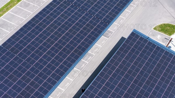 Largest charging park in the world at Merklingen Swabian Alb railway station. Symbolic photo. 259 covered stations for electric cars are located under two 160 and 190 metre long roofs. The Swabian Alb special-purpose association and the state are investing around five million euros in the charging park. Merklingen, Baden-Württemberg, Germany