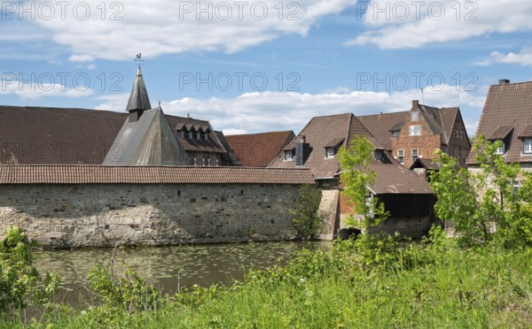 Kakesbeck Castle, the oldest of three preserved moated castles in Lüdinghausen, Münsterland, North Rhine-Westphalia, Germany