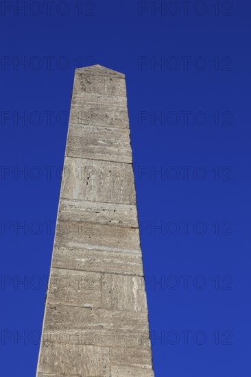Obelisk, market fountain in the shape of an obelisk, Würzburg, Lower Franconia, Bavaria, Germany