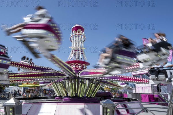 Wiping picture carousel