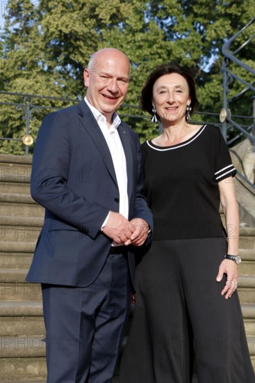 Kai Wegner and Elisabeth Sobotka (Artistic Director of the Staatsoper Unter den Linden) arriving for Charles Gounod's Roméo et Juliette after William Shakespeare at the Staatsoper für Alle on Bebelplatz in Berlin on 21 June 2025