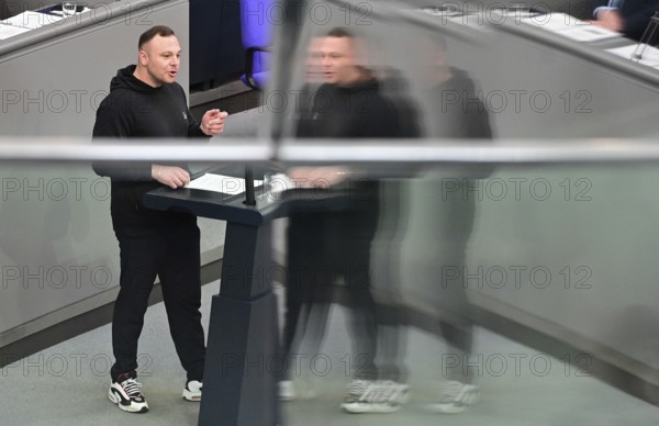 Cem Ince (Die Linke) speaks on the agenda item Minimum Wage Act in the eleventh session of the Bundestag