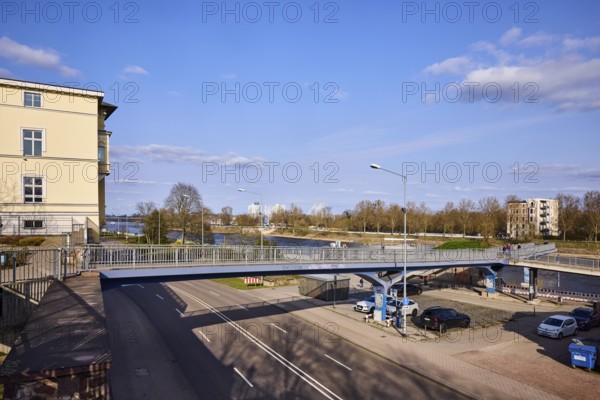 Pedestrian bridge, river Elbe, lantern, general architecture, bare wintry trees, blue sky, cumulus clouds, Fürstenwallsteg, street Schleinufer, Magdeburg, state capital, independent city, Saxony-Anhalt, Germany