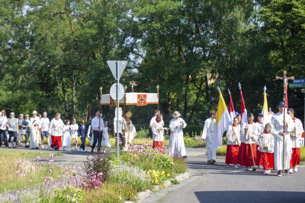 Corpus Christi procession in Schifferstadt (Palatinate)