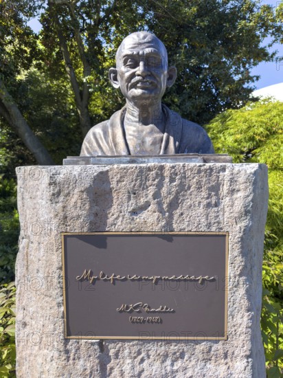 Bronze figure of Mahatma Gandhi in the park of the Seattle Space Needle, Seattle, Washington, USA, North America